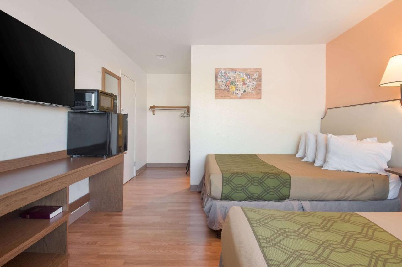 Econo Lodge Yakima Eksteriør bilde