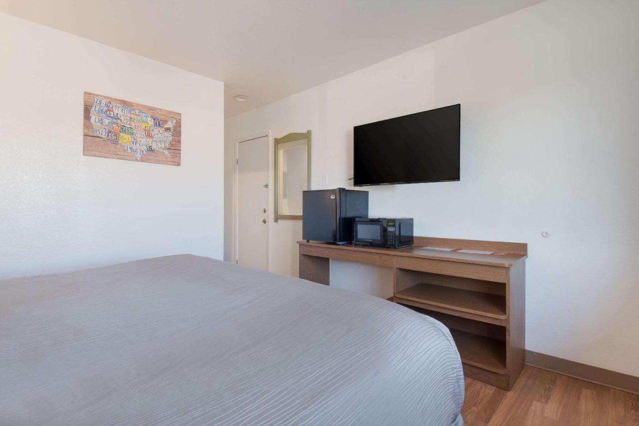 Econo Lodge Yakima Eksteriør bilde